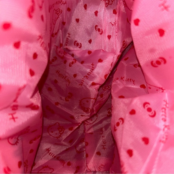 CUTE HELLO KITTY HOT PINK PURSE💗 - Picture 3 of 3